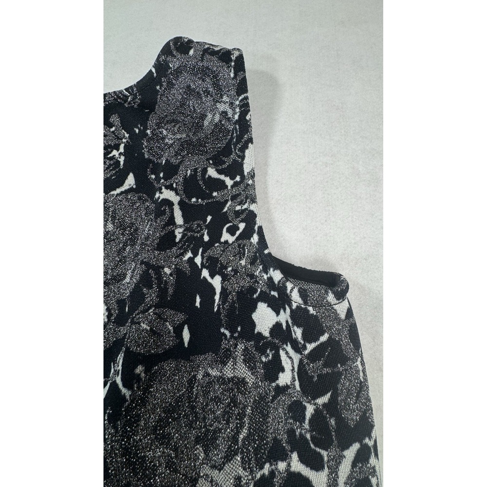 St John XL Black White Silver Floral Knit Shell Sleeveless Top Rayon USA Luxe - Picture 13 of 16